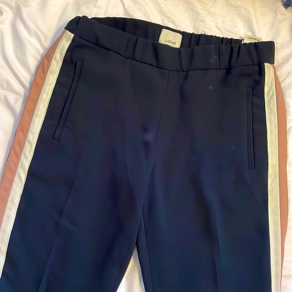 Aritzia Babaton cropped pants - Picture 2 of 3